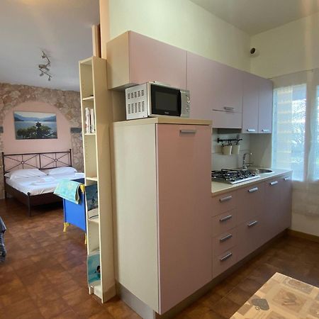 The Lovers - Independent Little House With Garden Villa Argegno Exterior foto